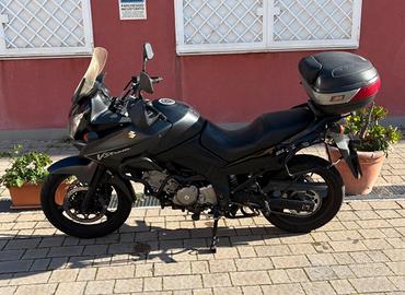 Suzuki V-strom 650