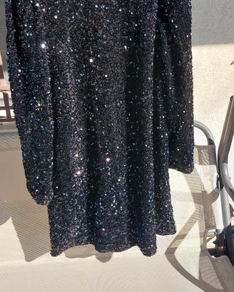 Abito nero paillettes