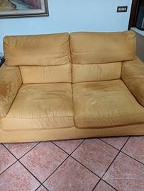 divano due posti 