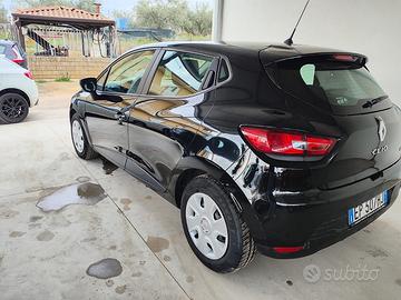 Renault Clio 1.5 dCi 8V 75CV 5 permuto