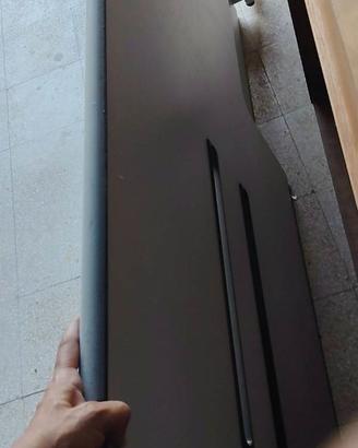 Scrivania ergonomica per PC vintage 