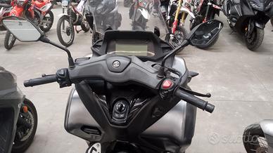 Scooter yamaha tricity