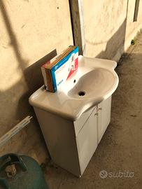 mobiletto bagno 