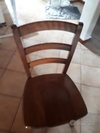 sedie in arte povera  in legno buono stato