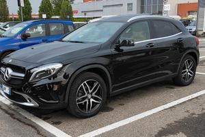 GLA 200 CDI Premium