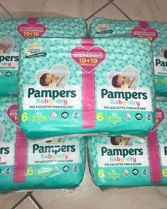 5 pacchi di pannolini per bambini taglia 6 pampers