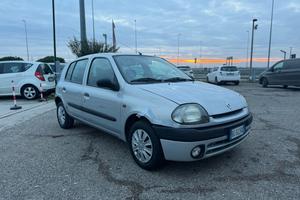RENAULT Clio 1.2CAT 5p. RT