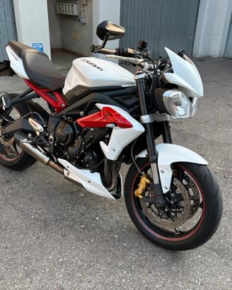 Triumph Street Triple 675R