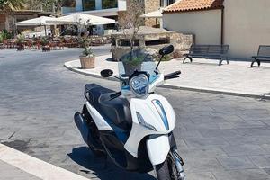 Piaggio Beverly 350ST 