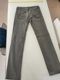 Tris pantaloni/jeans
