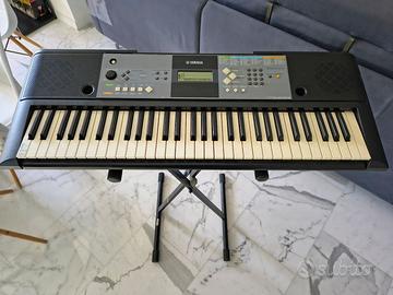 Tastiera YAMAHA PSR-E233 + base e adattatore MIDI