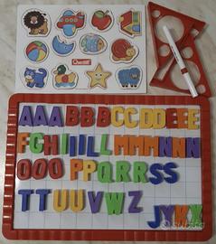 Lavagna Magnetica con Lettere e Figure