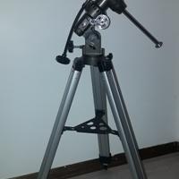 Treppiede per telescopio 