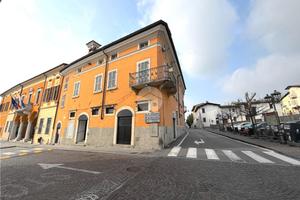NEGOZIO A LONATO DEL GARDA