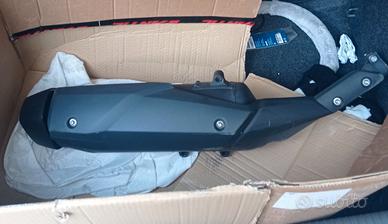 Scarico per XMAX 300/400 ABS modello 2020