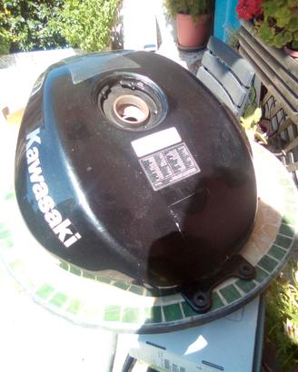 N  2 serbatoi moto kawasaki 1000 ningja del 2004