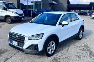 AUDI Q2 35 TDI quattro S tronic Business