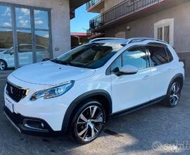 Peugeot 2008 BlueHDI 100 Allure