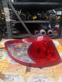 FANALE POSTERIORE SINISTRO HYUNDAI SANTAFE ANNO:20