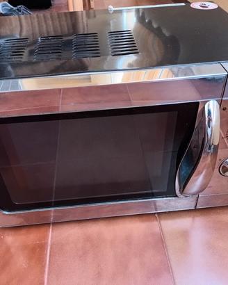 Microonde 700-1200 watt