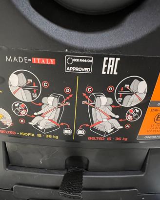 Seggiolino auto