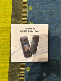 Insta360 x5 con accessori