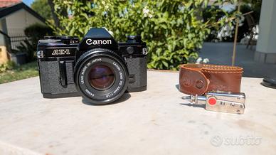 Canon AE-1 black + obiettivo FD 50 f1.8