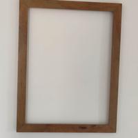 Cornice in legno massello di olivo