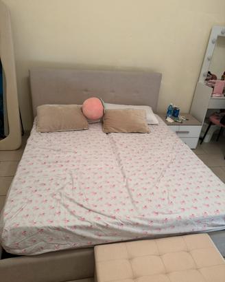 Letto matrimoniale contenitore in tessuto