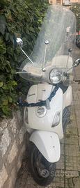 Vespa 50 LX 4 tempi