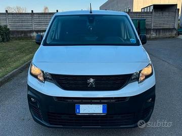 FURGONE PEUGEOT PARTNER