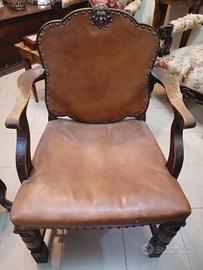 poltroncina da studio in pelle 