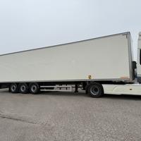 Semirimorchio furgonato Fruehauf anno 2011