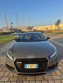 Audi TTs da vetrinaa