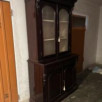 Credenza a 2 corpi antica