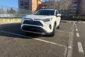 Rav 4 anno 2019 90000 km