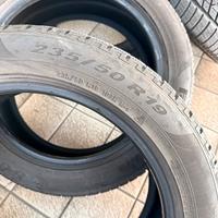Gomme invernali Pirelli 235.50.19