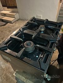 Piano cottura cucina due fuochi da banco