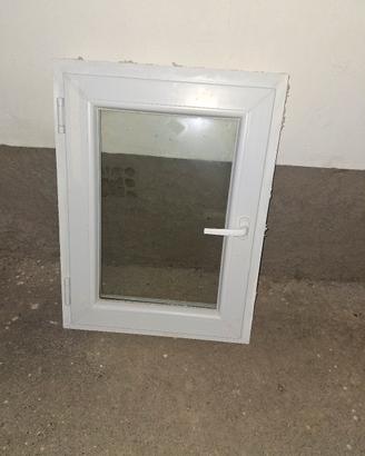 Finestra  PVC  Bianca 