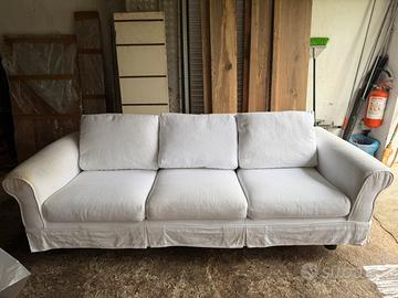 Divano in tessuto 3 posti