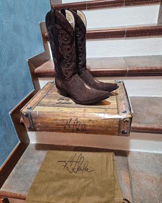 Stivali Sendra in pelle esotica, edizione limitata