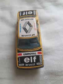 Modellino  Burago Renault 9 African tour