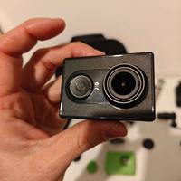 Xiaomi Yi Action camera 2k + Micro SD 128gb e acc.