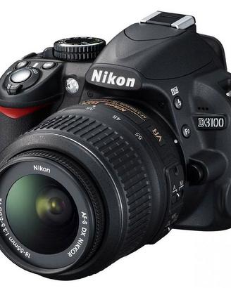 NIKON D3000 + 18-55 VR