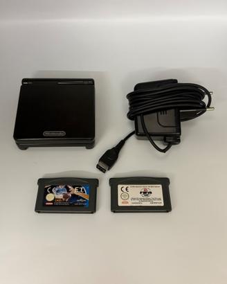 GAMEBOY ADVANCE SP CON CARICATORE E DUE GIOCHI