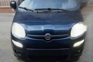 Fiat panda modello lounge full optional anno 2017