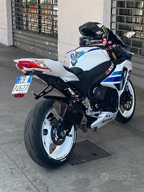 One milion gsxr 1000