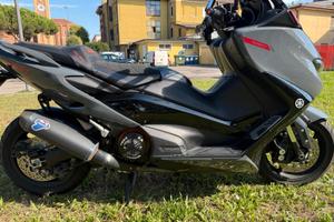 Yamaha T Max 560 - 2022
