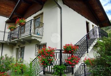 3 LOCALI A VILLENEUVE