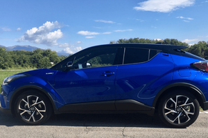 Toyota C-HR 1.8 HEV Trend CVT